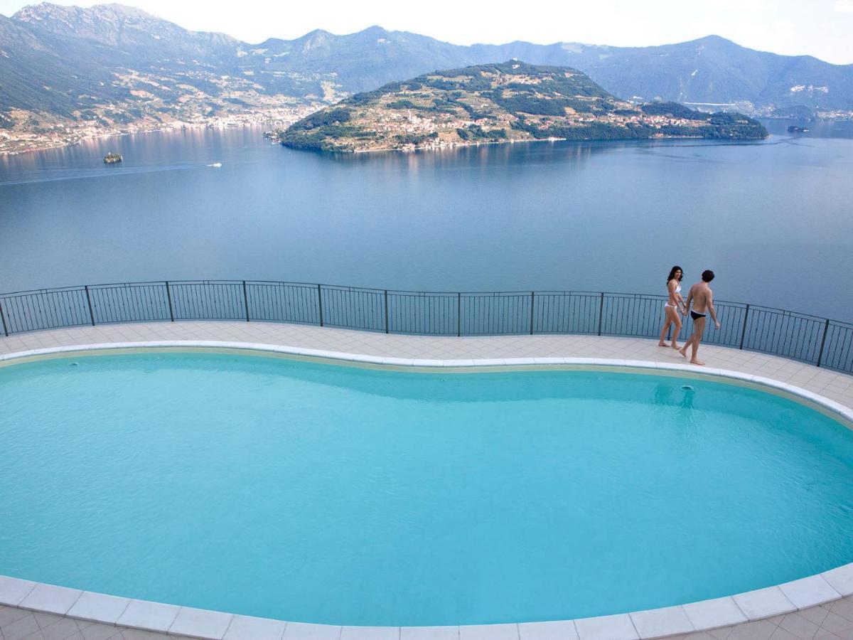 Cherubino - Stunning Lake View With Swimming Pool Parzanica Exterior photo